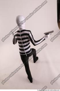 JIRKA STANDING POSE WITH TWO GUNS